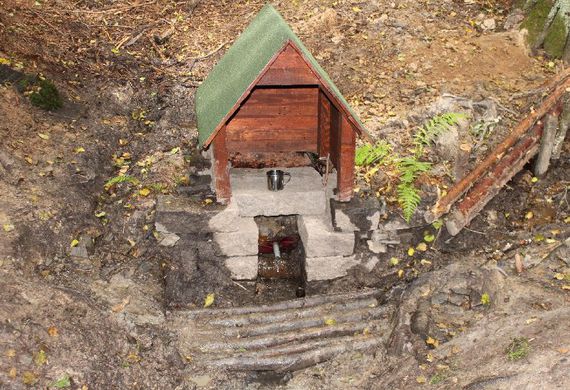 Znám křišťálovou studánku ...