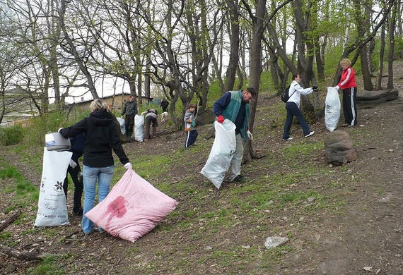 Ukliďme svět! 2012