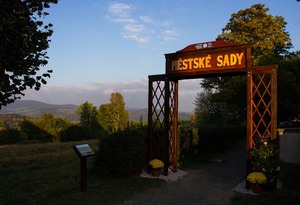 Replika staré městské brány