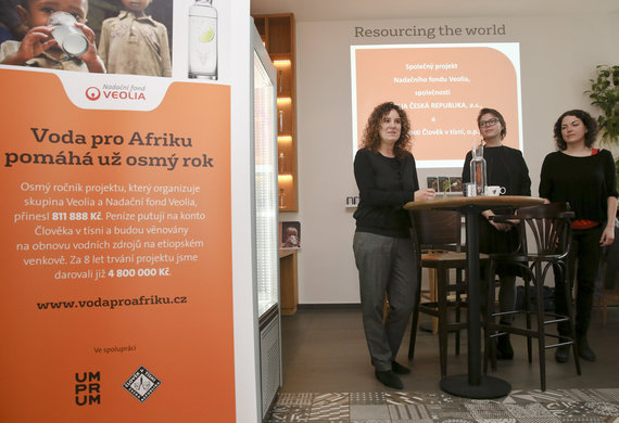 Voda pro Afriku - předání šeku 24.1.2018
